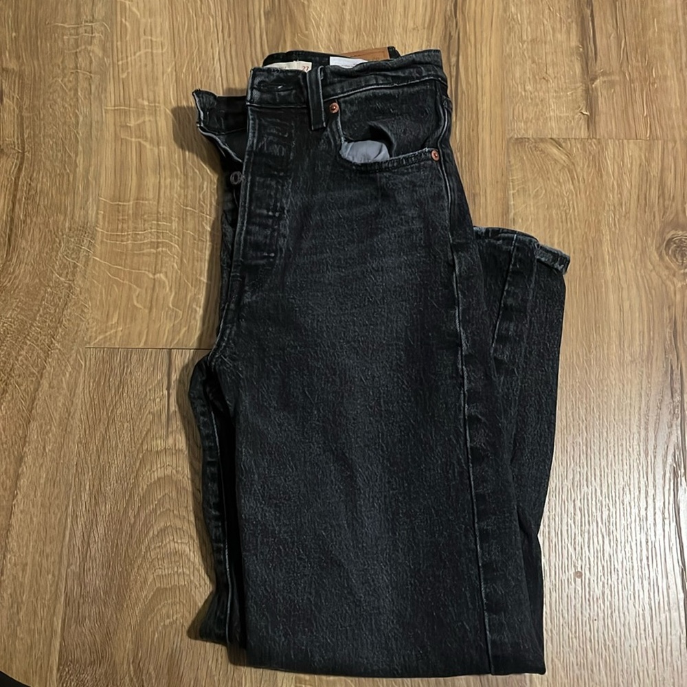 Levi’s ribcage